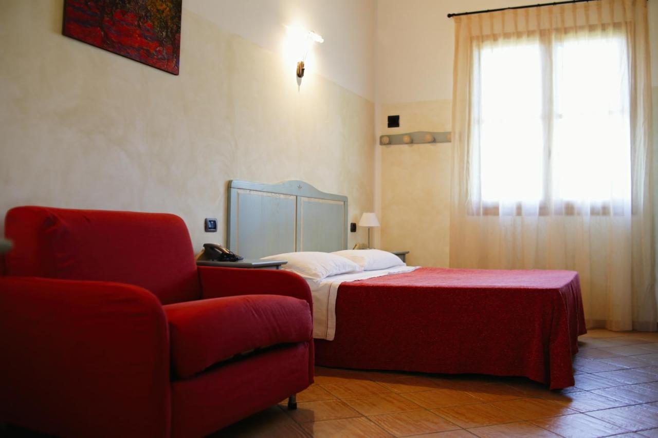 Due Ponti Village Cesena Bagian luar foto